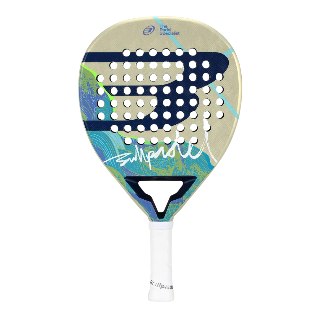 Bullpadel Ionic Light 2026 padel racket - hybrid shape