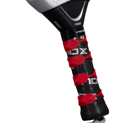 Nox AT10 Luxury Genius Attack 18K Alum 2026 by Agustín Tapia - Ace Padel Gear