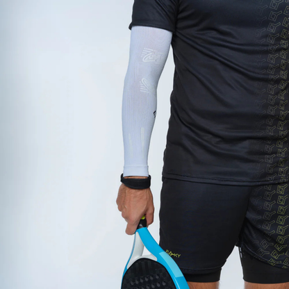 Sleeves in white for padel players