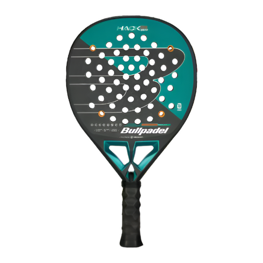 Paddle with Bullpadel branding on a white background